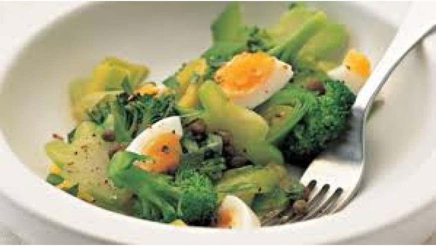 Eggs With Broccolli